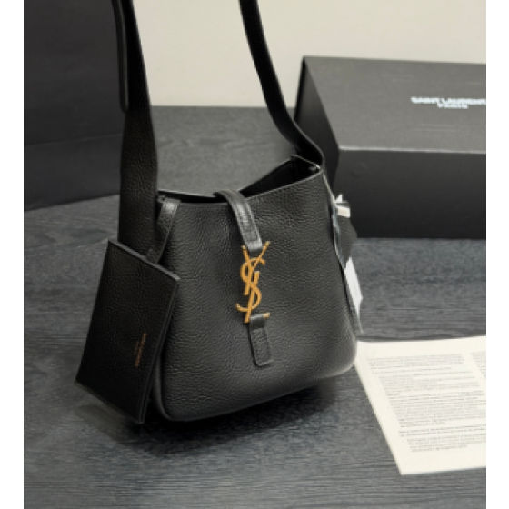 YSL Saint Laurent leather hobo bucket bag/underarm bag